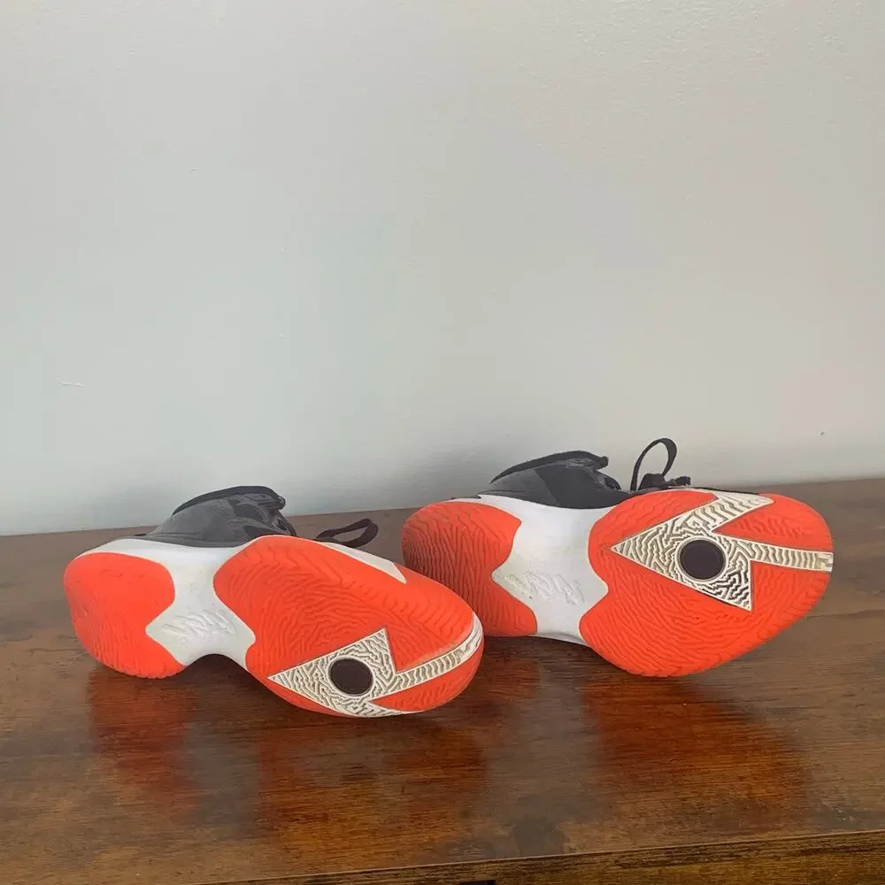 Nike Jordan Zion 1 Bloodline Black White Crimson Size 7Y - Picture 5 of 8